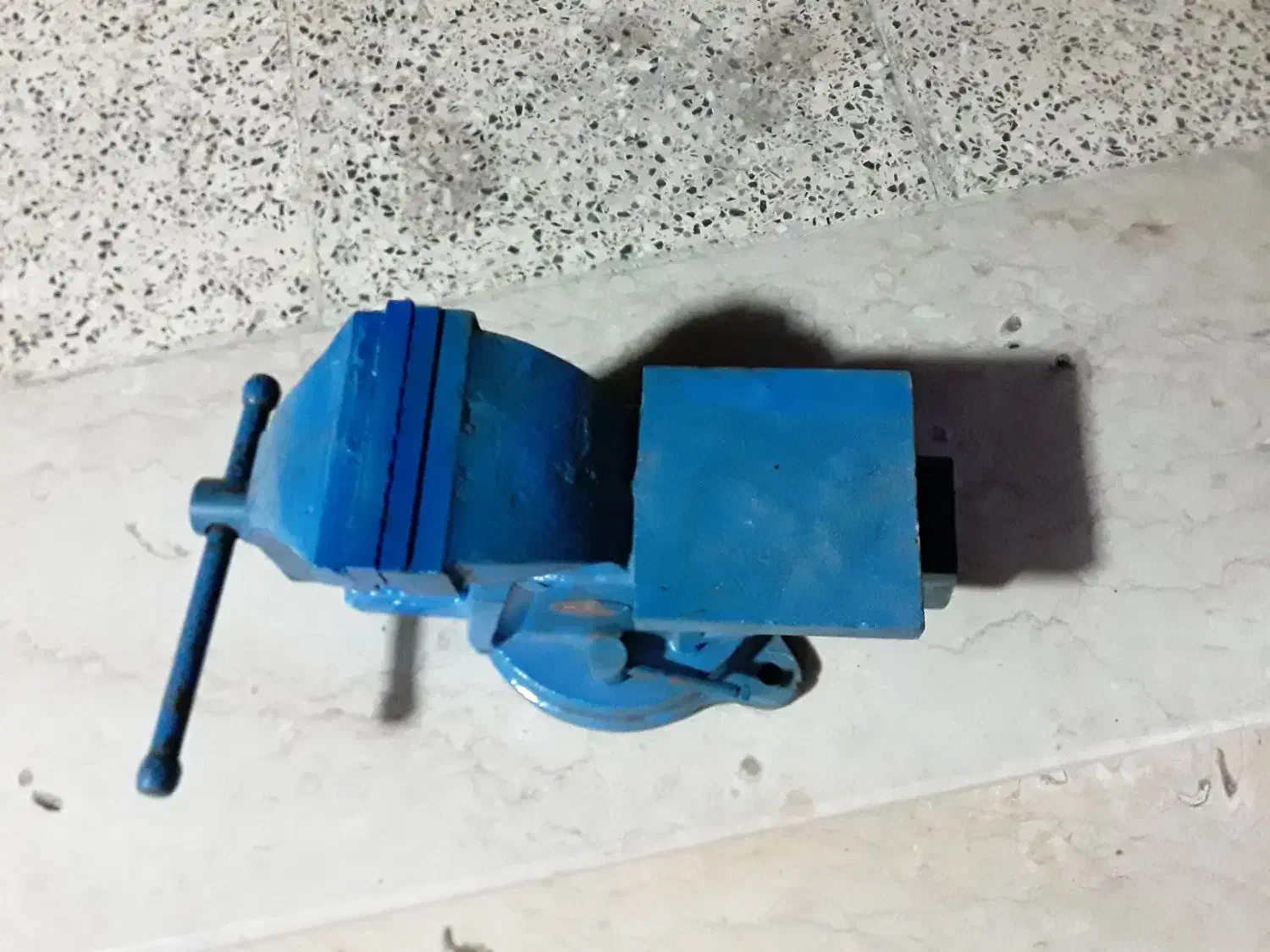 گیره رومیزی|ابزارآلات|برخوار, |دیوار