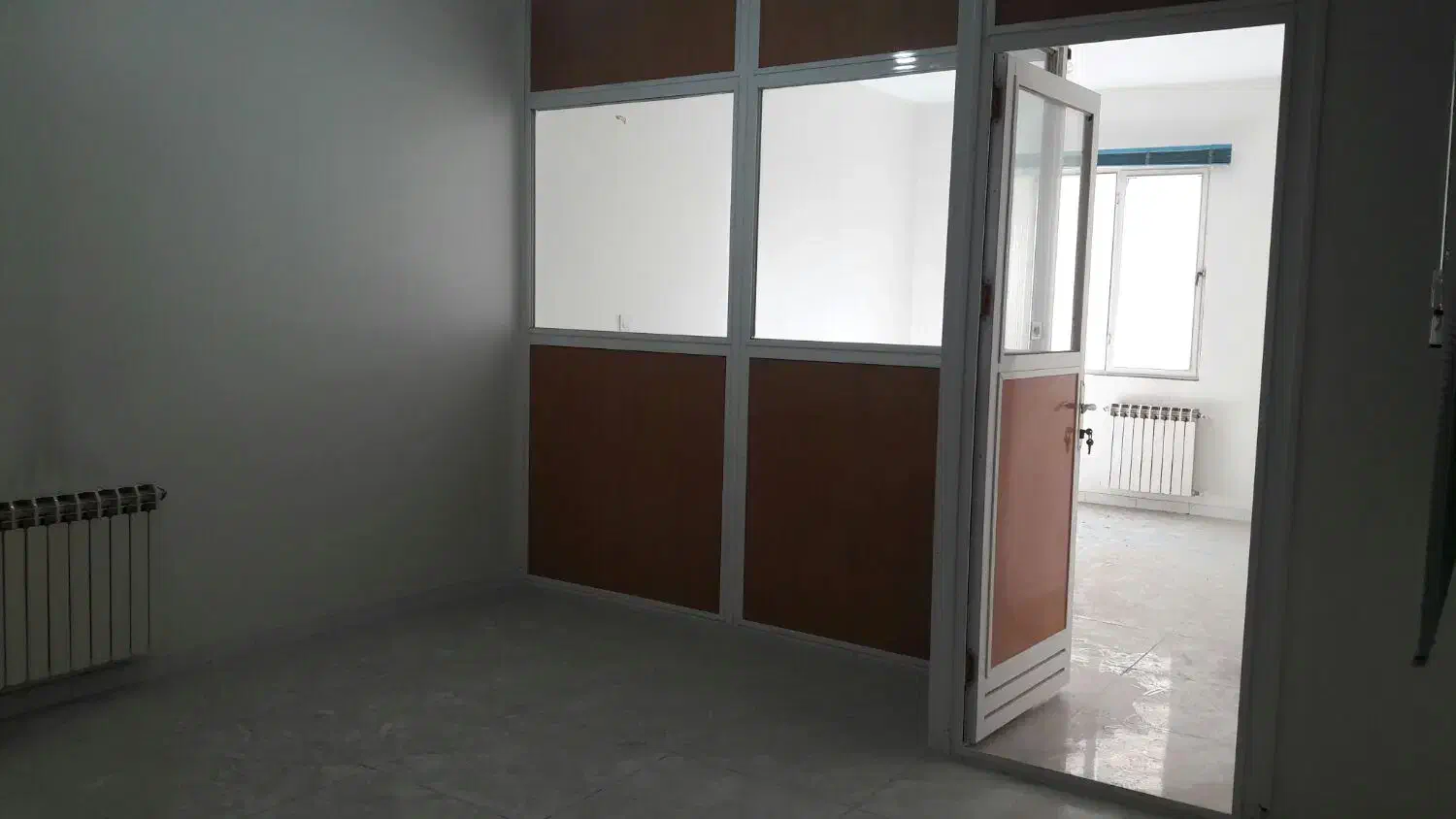 65متر  تخلیه با آسانسور و پارکینگ/ برطالقانی|فروش دفتر کار، اتاق اداری، مطب|تهران, فلسطین (میدان انقلاب)|دیوار