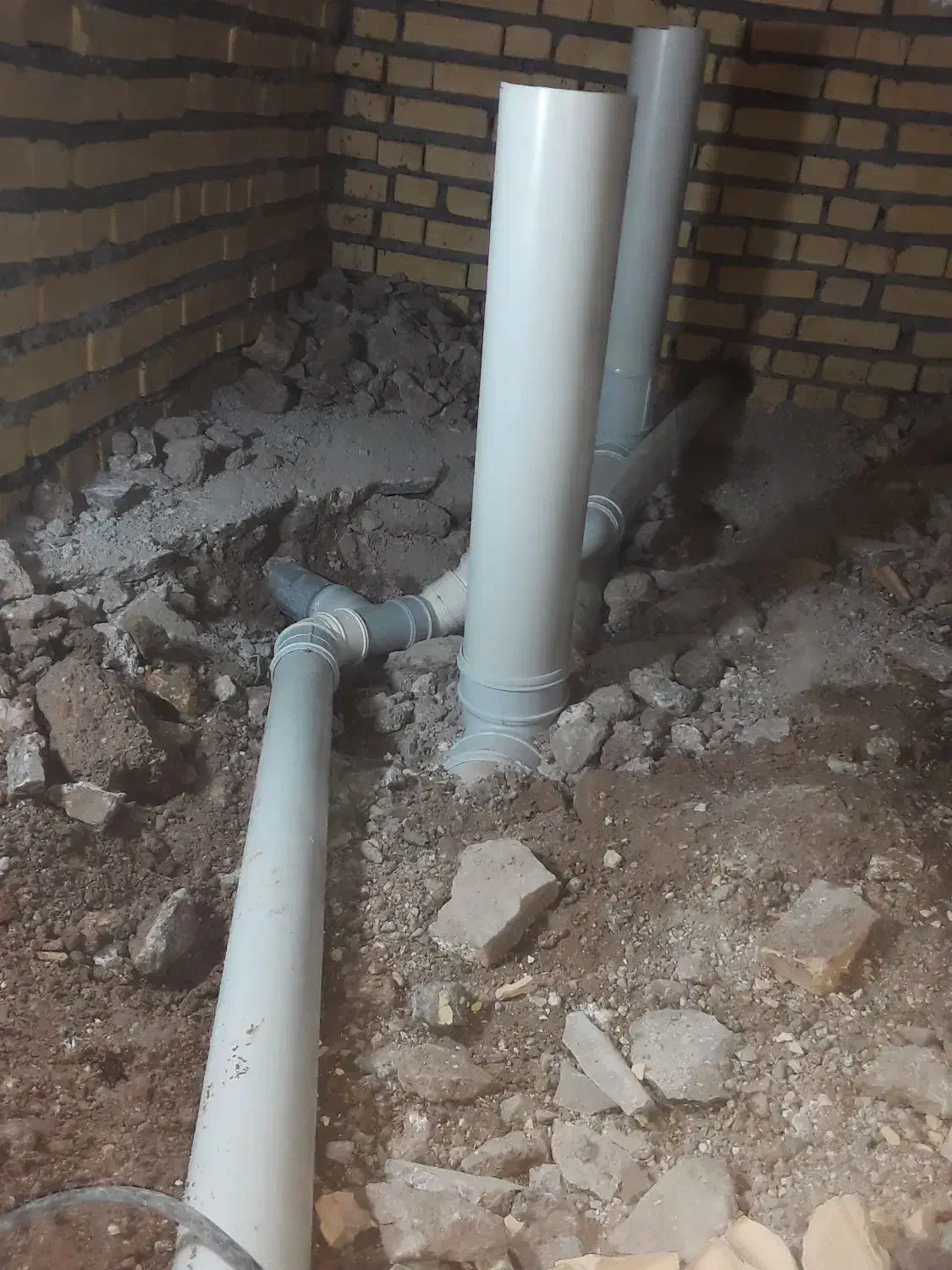 تخریبکاری.نشتیابی.تعمیرلوله های شکسته.لولکشی.|خدمات پیشه و مهارت|رامهرمز, |دیوار