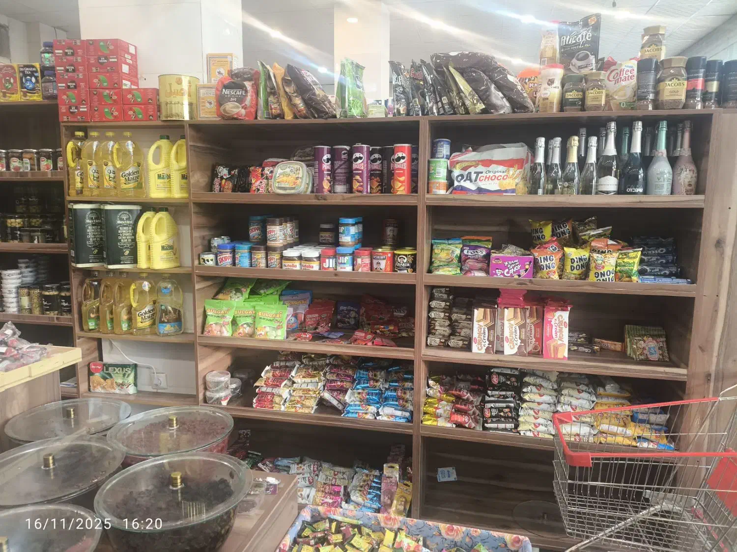 نیروی کار سوپر مارکت|استخدام خدمات فروشگاه و رستوران|شیراز, قلات|دیوار