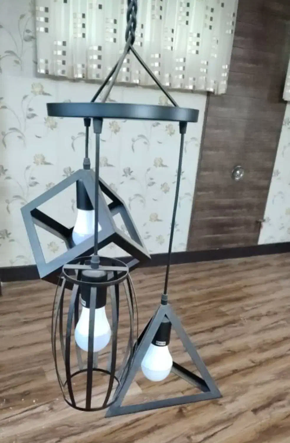 لوستر آشپزخانه|لوستر و چراغ آویز|اصفهان, آهنگران|دیوار