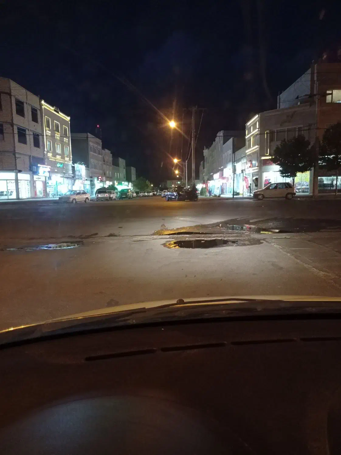 مغازه تجاری دربرونسی31|اجارهٔ مغازه و غرفه|گلبهار, شهر جدید گلبهار|دیوار