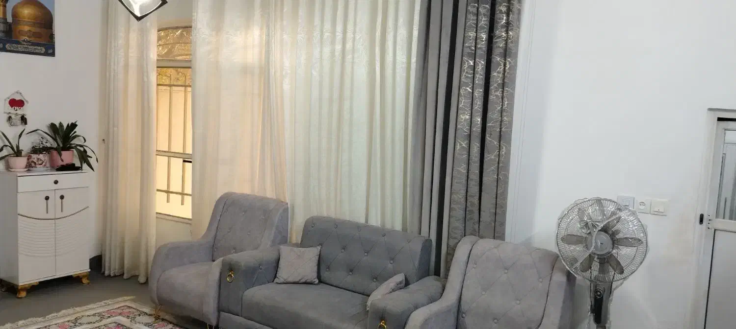 منزل فروشی نبش میعاد جنوبی 2/1|فروش خانه و ویلا|نیشابور, کوی حسینی|دیوار