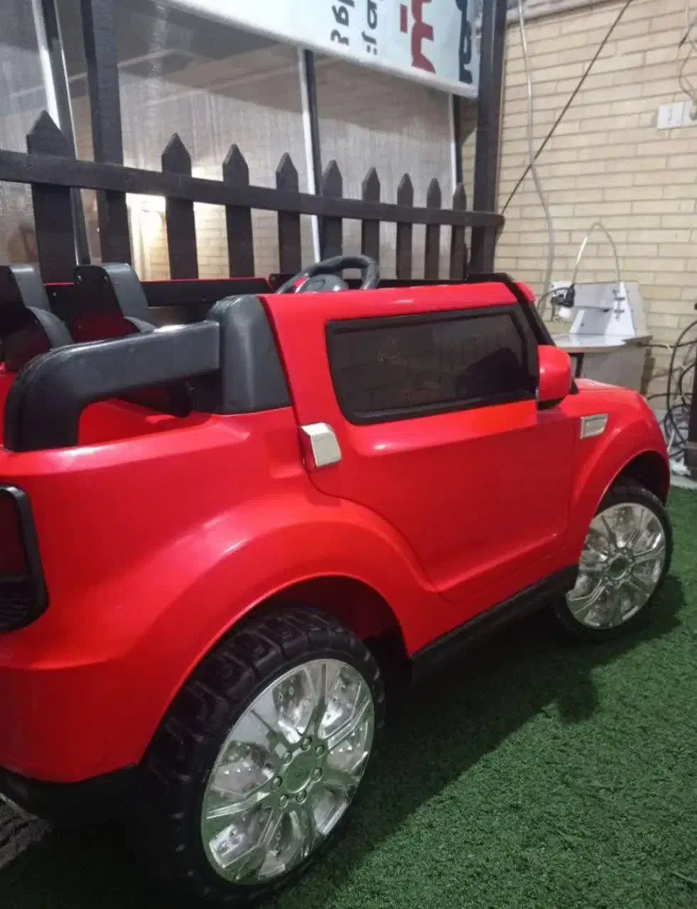 ماشین شارژی|اسباب‌بازی بچه|یزد, |دیوار