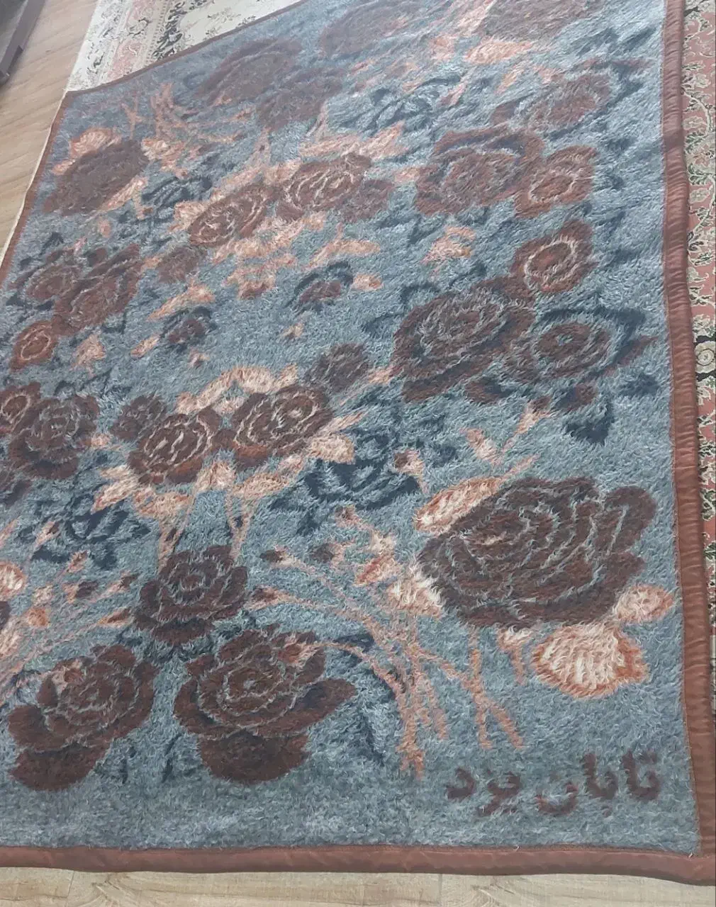 پتوی یک نفره مارک تابان. نو و سنگین|رختخواب، بالش، پتو|فولادشهر, B6|دیوار