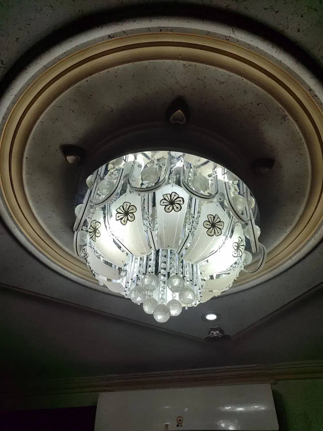 لوستر|لوستر و چراغ آویز|تالش, هشتپر|دیوار