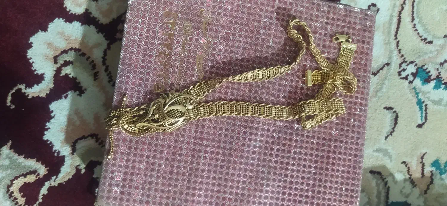 طلا|جواهرات|سراب, |دیوار