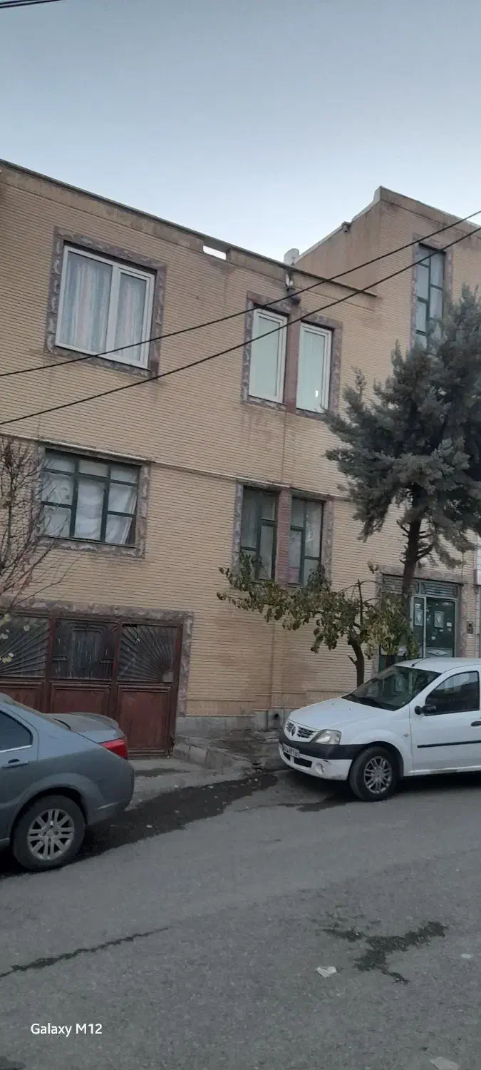 اجاره طبقه دوم خانه دو واحدی|اجارهٔ خانه و ویلا|سنندج, |دیوار