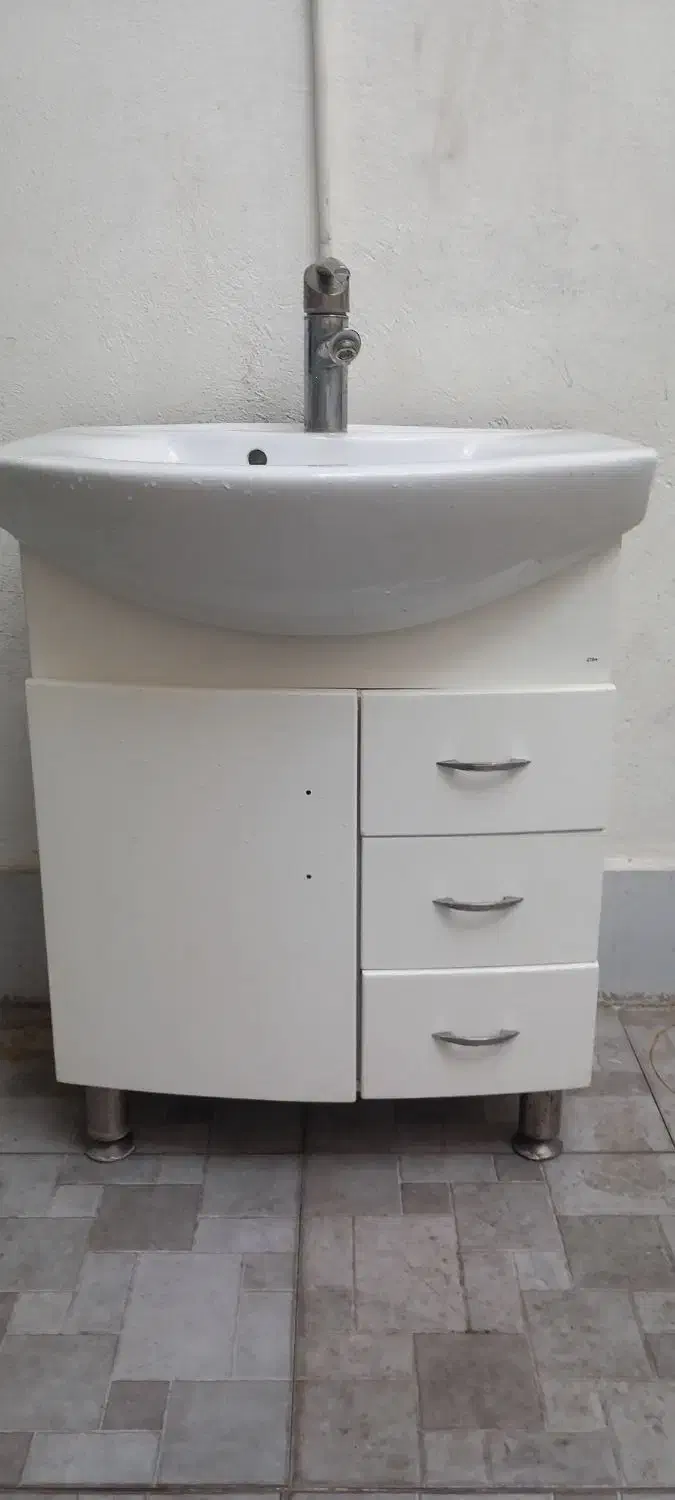 روشویی با کابینت|لوازم سرویس بهداشتی|محمدشهر, عباس آباد|دیوار