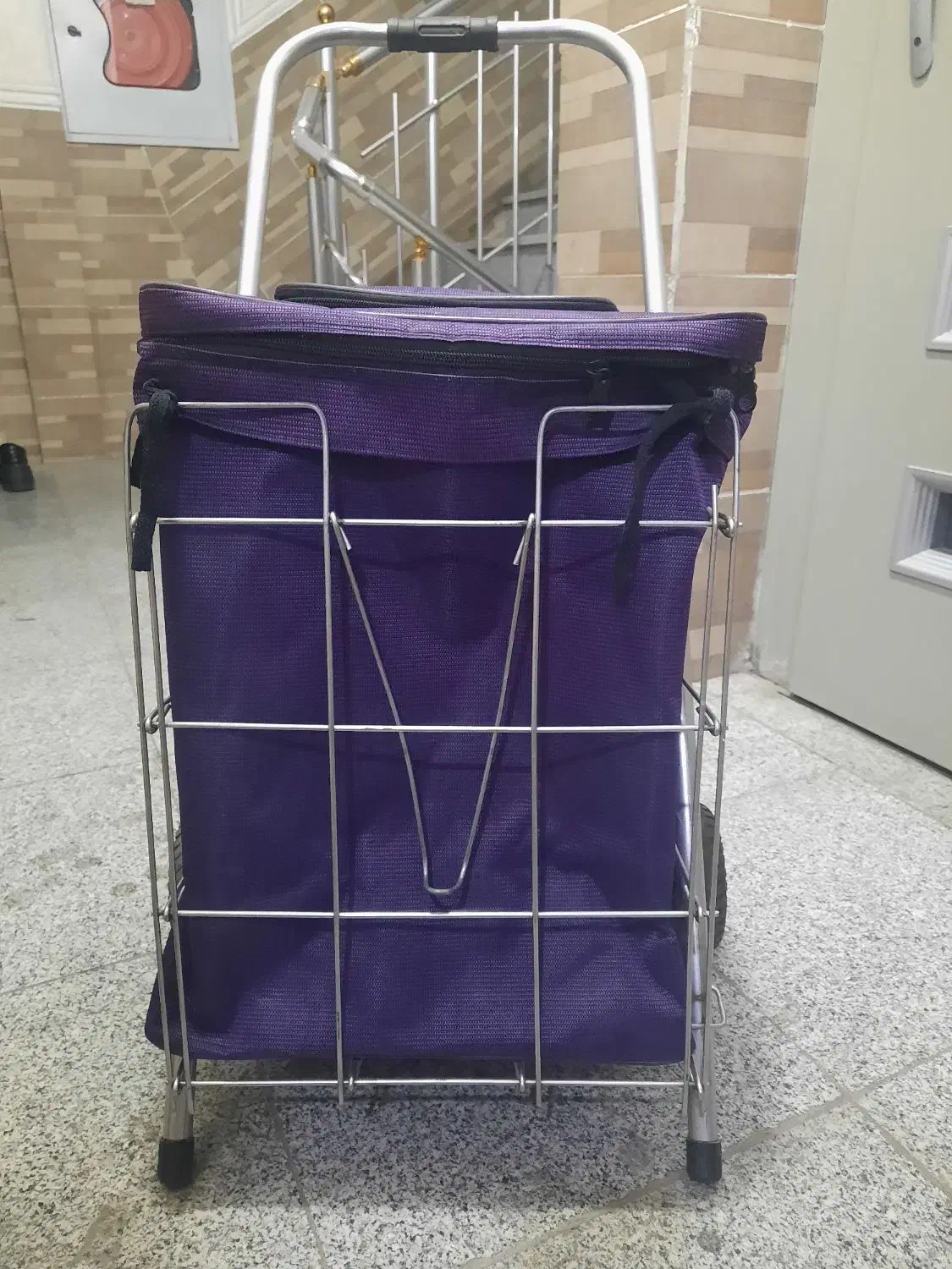 ساک برزنتی|ظروف نگهدارنده، پلاستیکی، یک‌بارمصرف|همدان, |دیوار