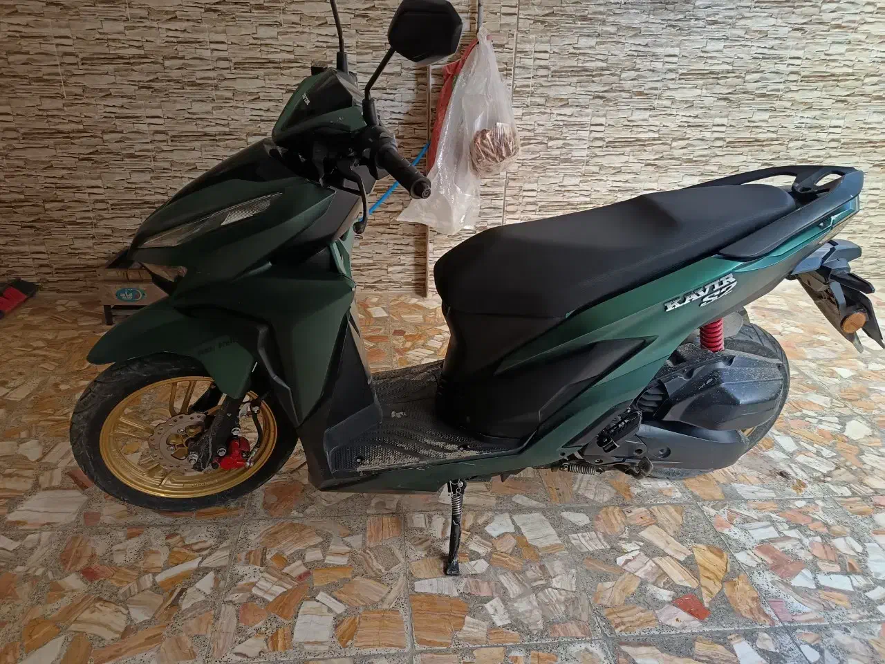 کلیک کویر سبز کله غازی|موتورسیکلت|بابل, |دیوار