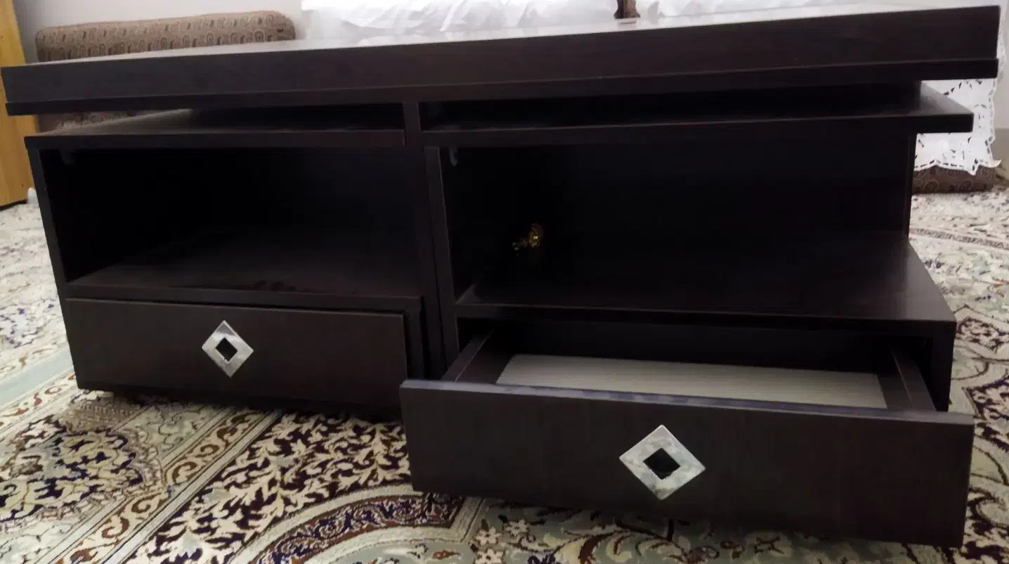 میزوجلومبلی|مبلمان خانگی و میز عسلی|میبد, |دیوار