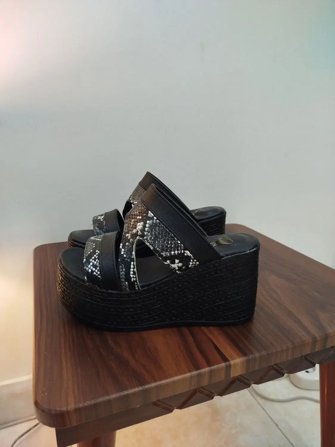 صندل فوق العاده شیک و نوسایز۳۷|کیف، کفش، کمربند|رشت, یخسازی|دیوار