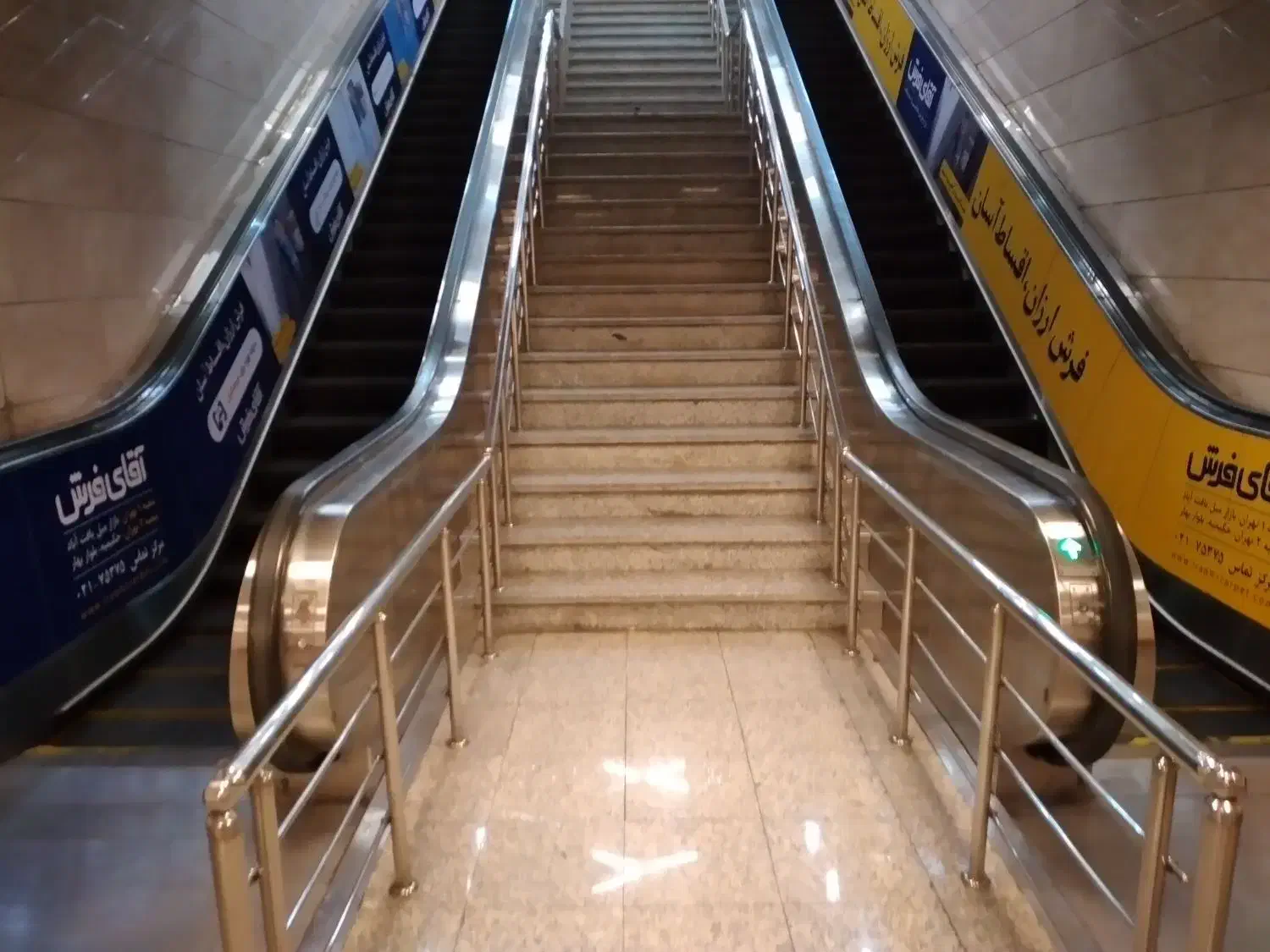 خدمات تخصصی پله برقی|مصالح و تجهیزات ساختمان|شیراز, زرگری|دیوار