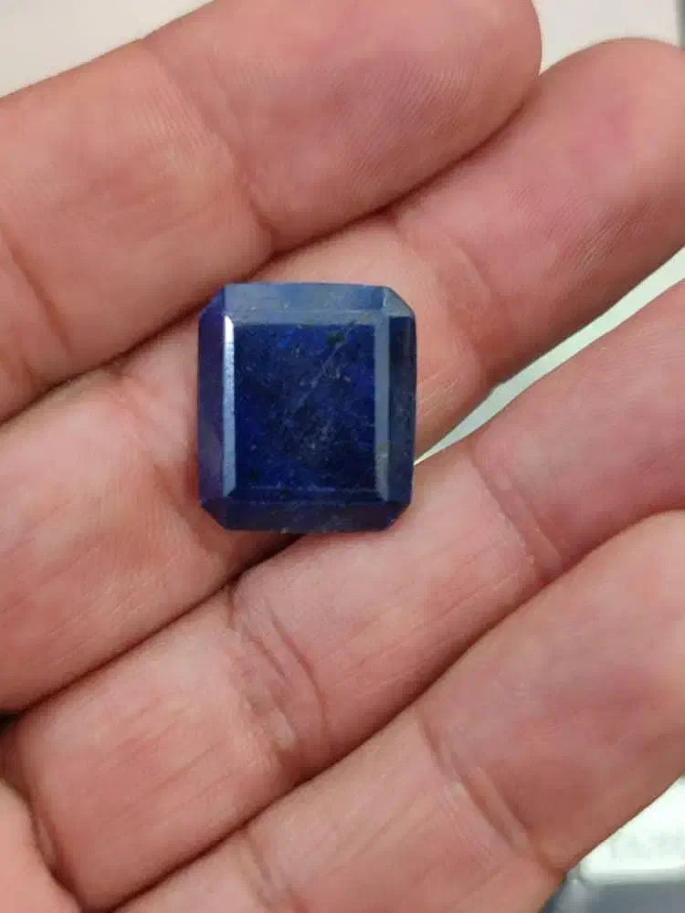 یاقوت کبود|جواهرات|کرمان, |دیوار