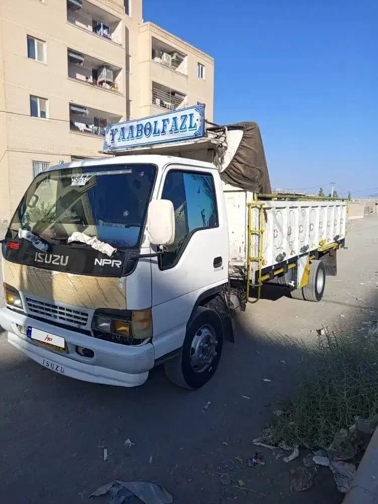 ایسوزو چهار چراغ مدل 1385|خودرو سنگین|بافت, |دیوار