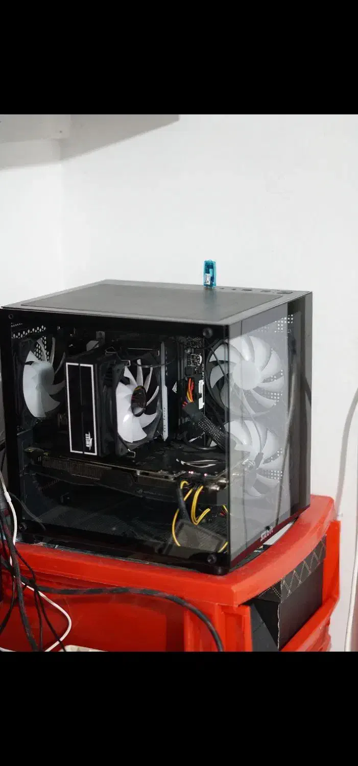 کیس گیمینگ|رایانه رومیزی|سنندج, |دیوار