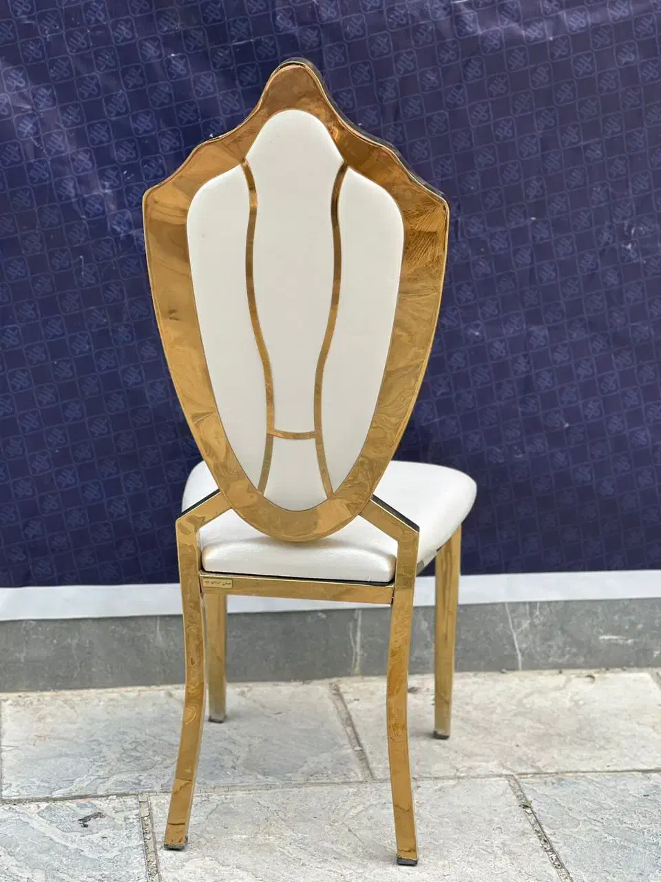 صندلی دست دوم تالاری فلزی طلایی/کارکرده ولی درحد|عمدهفروشی|قائمشهر, |دیوار