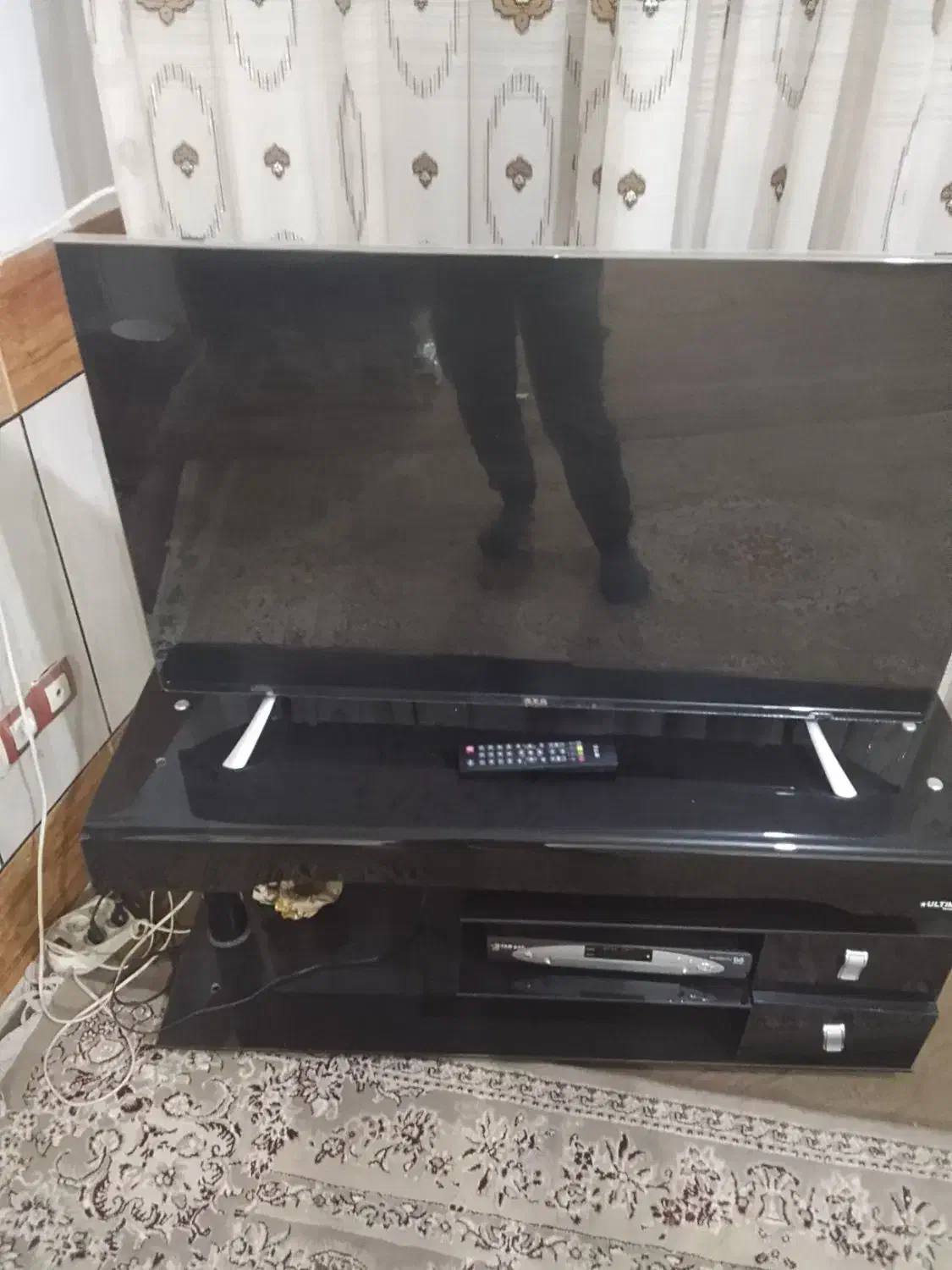 ال ای دی برافروش|تلویزیون و پروژکتور|فلاورجان, |دیوار