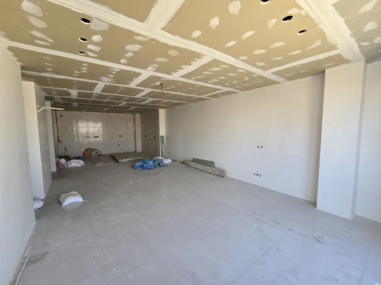 فروش واحد نوساز فاز۳ سعدی ۱۱ دو بر نما|فروش آپارتمان|بندر امام خمینی, |دیوار