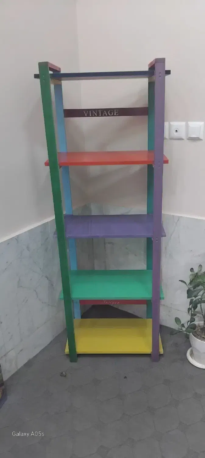 قفسه چوبی فانتزی|کتابخانه، شلف، قفسه‌های دیواری|نیشابور, شهرک فرهنگیان|دیوار