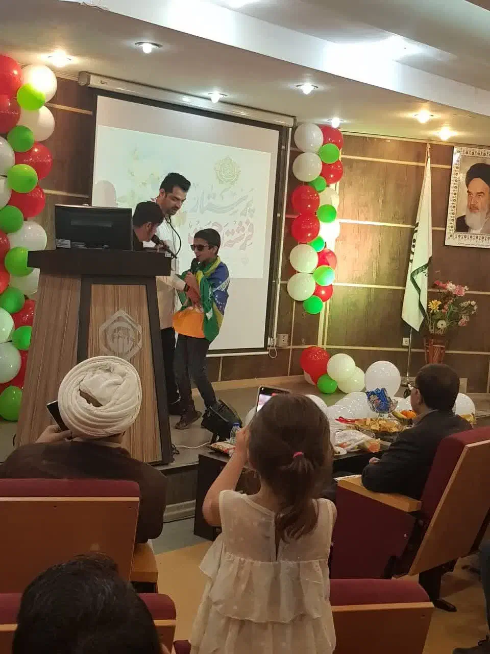 قابل توجه عموم جذب علاقمند وبا تعهد هنر بازیگری|استخدام هنری و رسانه|بندر ماهشهر, |دیوار