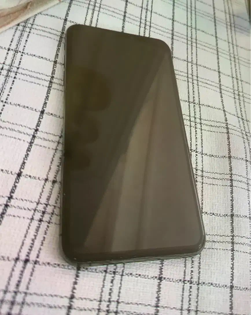 اپل iPhone XS Max با حافظهٔ ۲۵۶ گیگابایت|موبایل|شیراز, شهرک گلدشت حافظ‎|دیوار