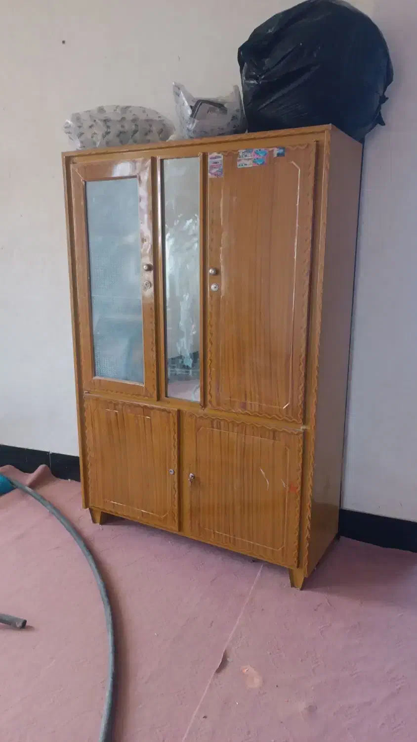 امد|جاکفشی، کمد، دراور|دهدشت, |دیوار