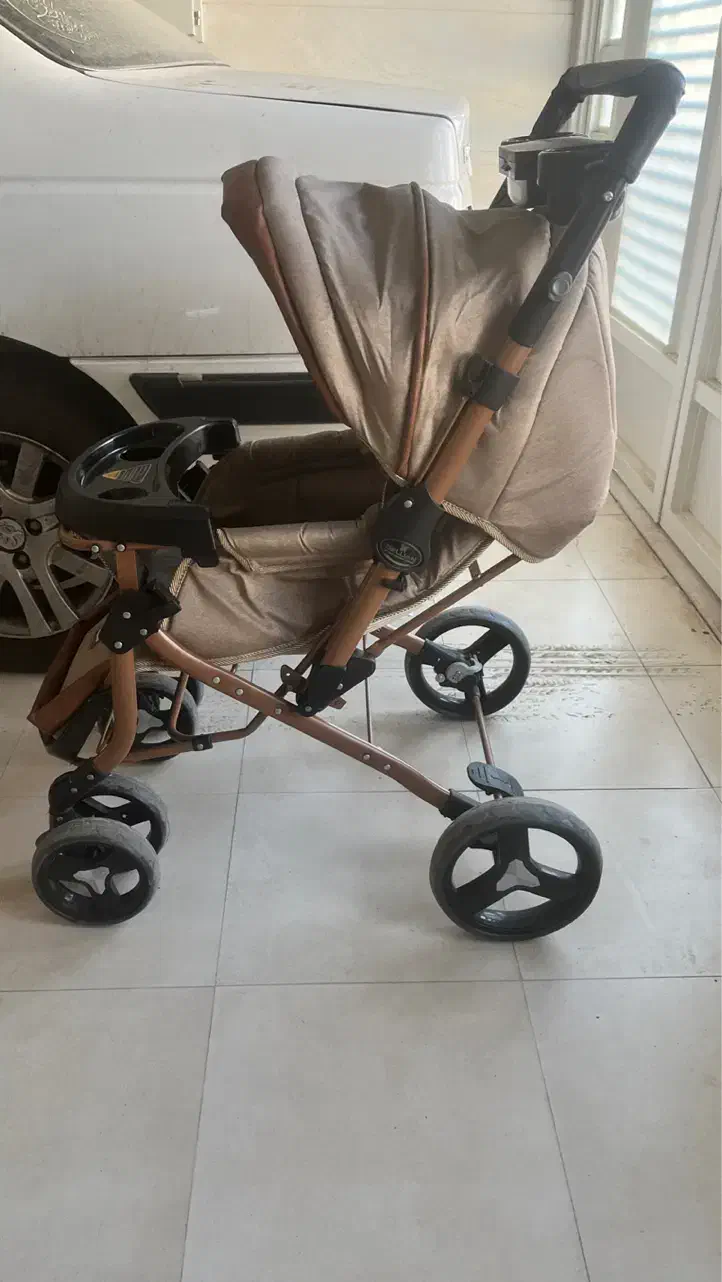 کالسکه کاملا نو و سالم برند چیکو|کالسکه و لوازم جانبی|آران و بیدگل, |دیوار