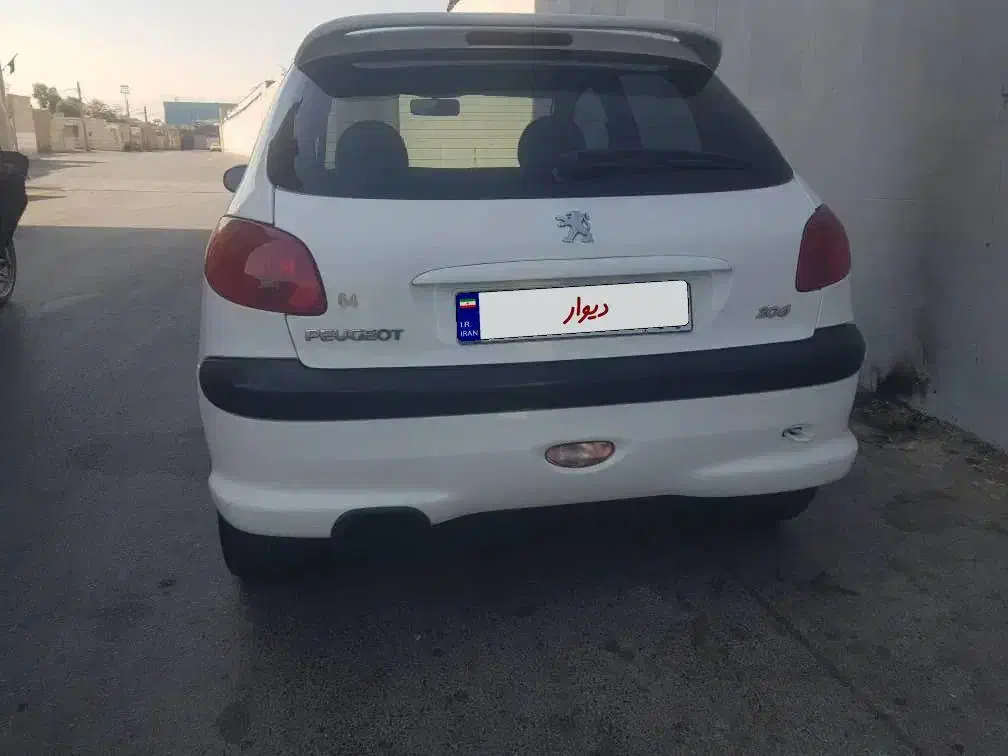 پژو 206 تیپ 3 مدل 90|خودرو سواری و وانت|شیراز, آزادی|دیوار