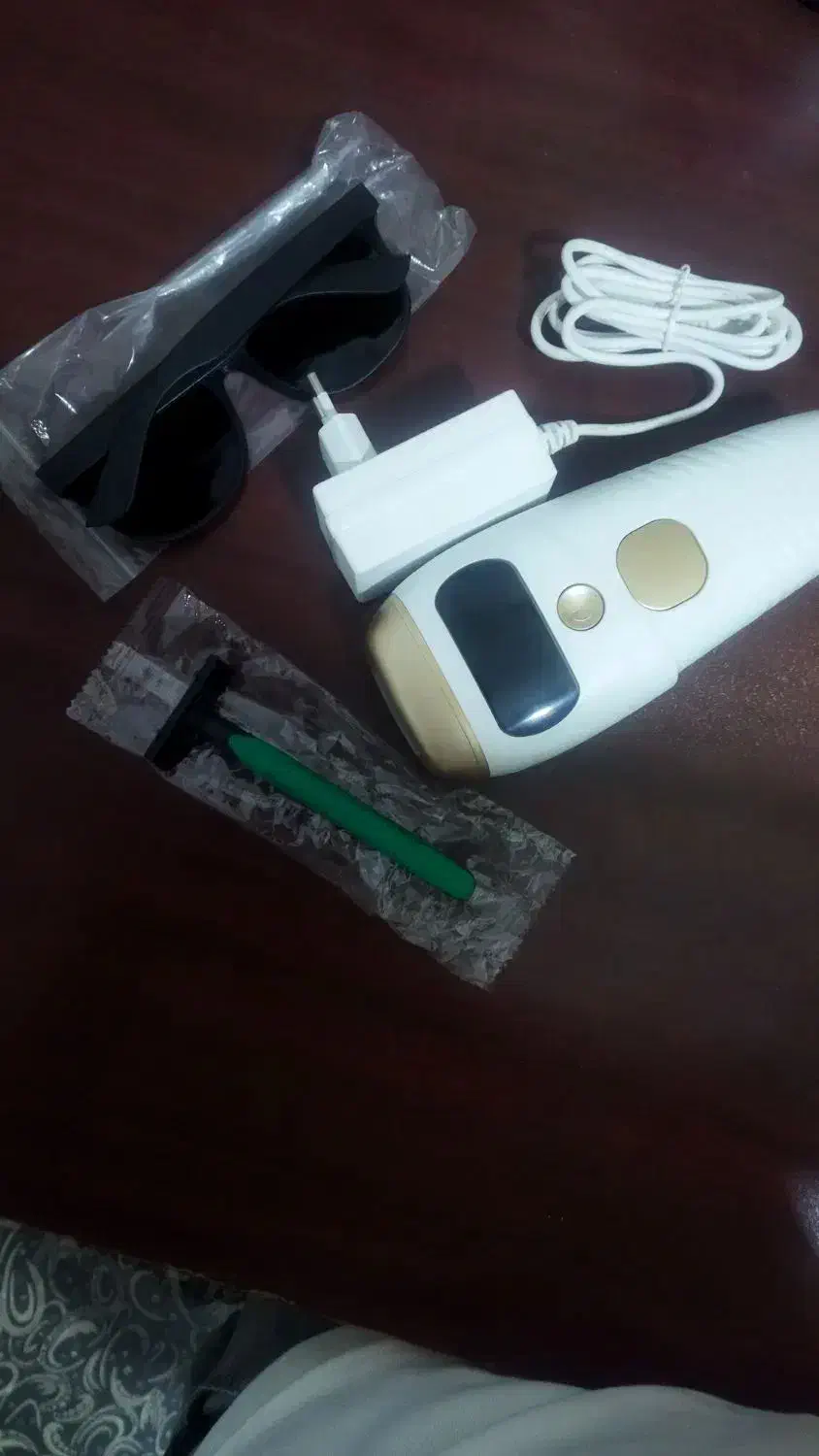 دستگاه لیزر موی برقی( ۵ سطحی قوی )|آرایشی، بهداشتی، درمانی|یاسوج, |دیوار