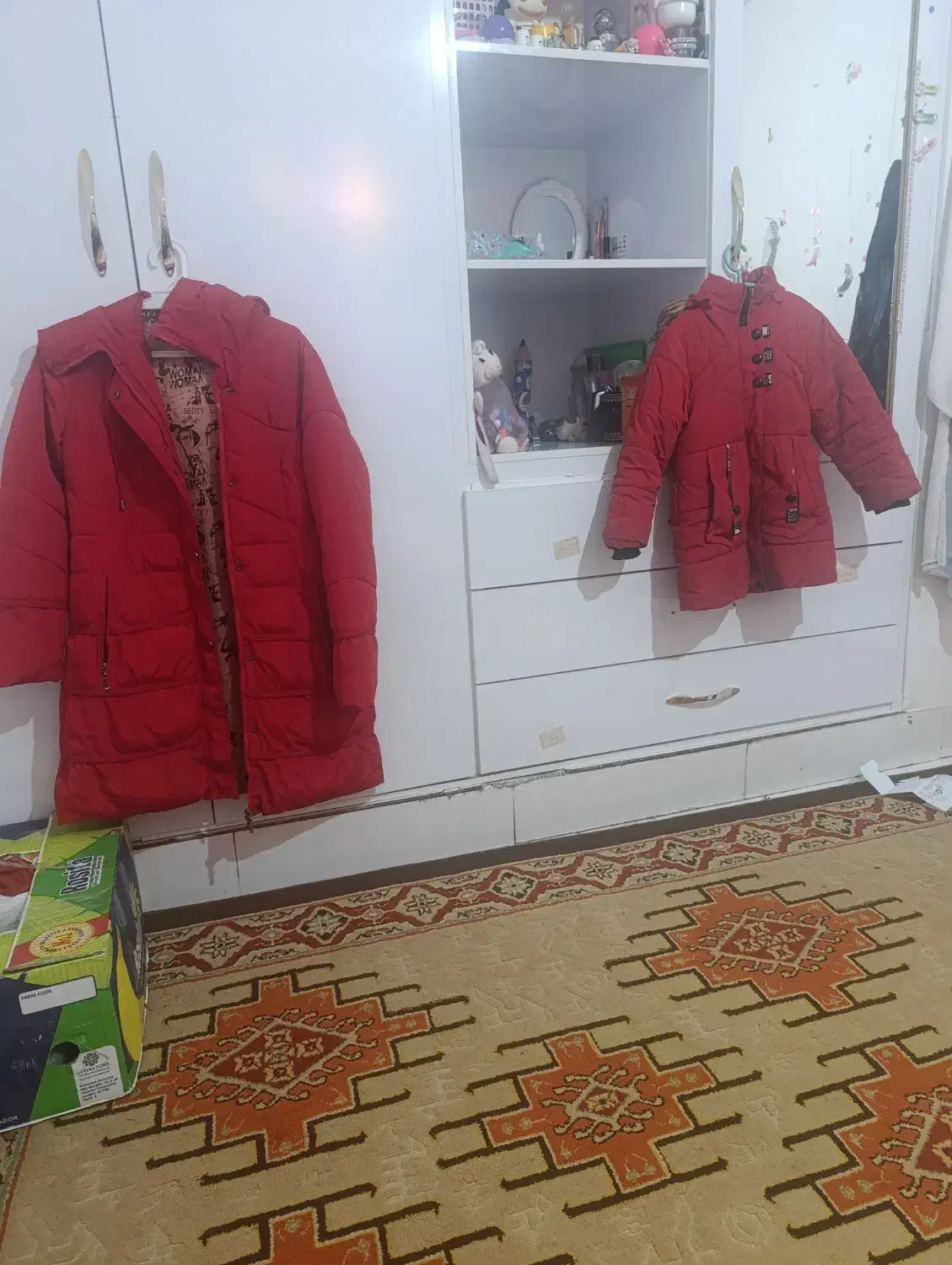 کاپشن های نو|لباس|یاسوج, |دیوار