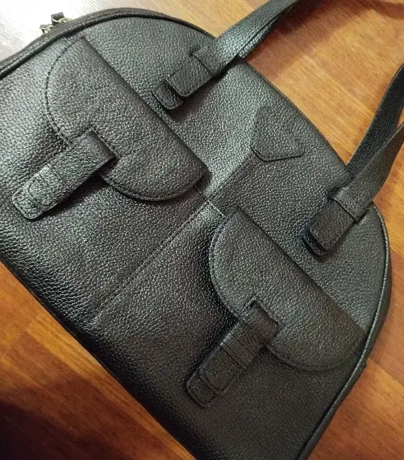 کیف زنانه چرم طبیعی|کیف، کفش، کمربند|پرند, فاز ۵|دیوار