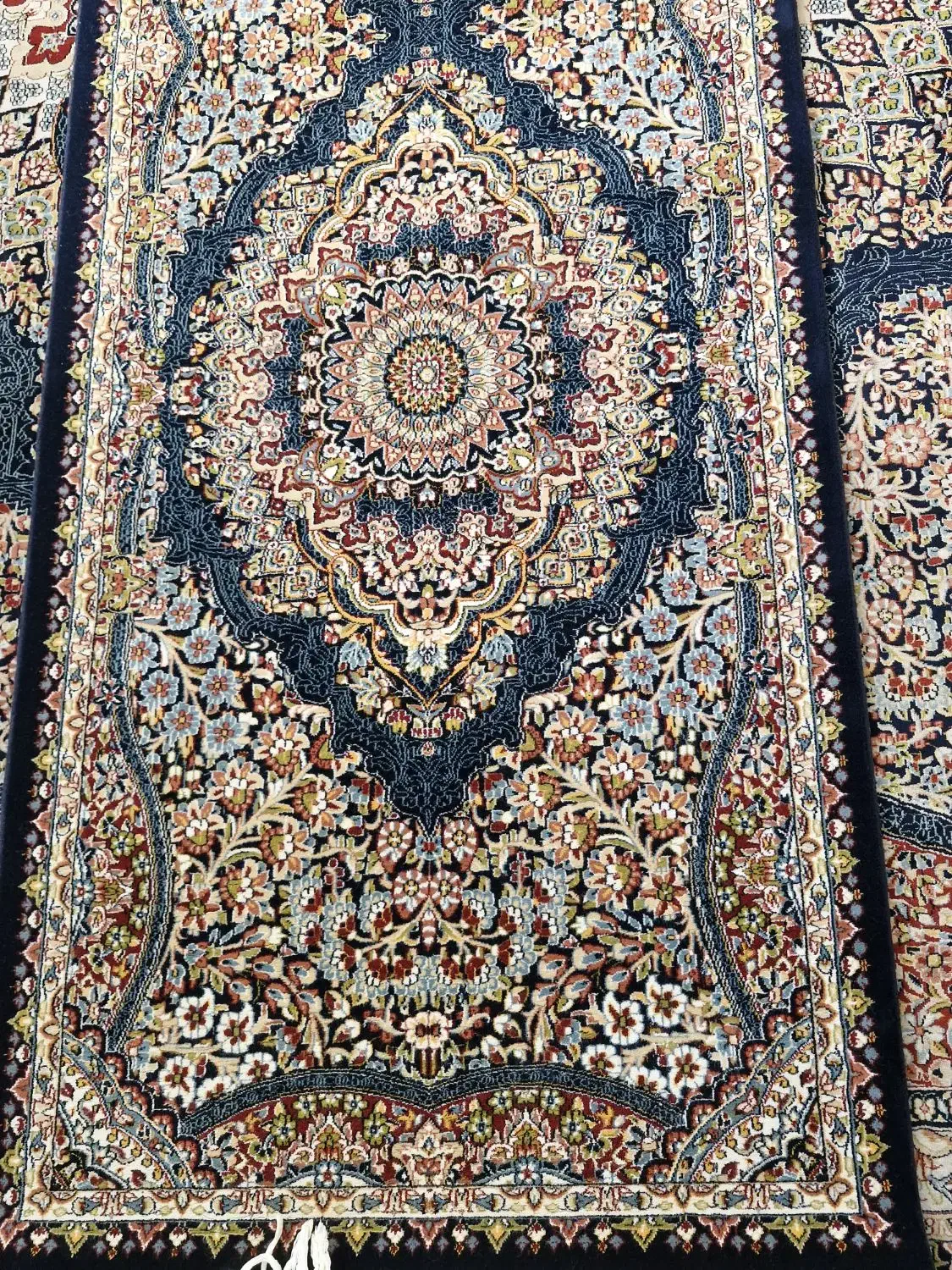 فرش کناره|فرش|ساوه, |دیوار