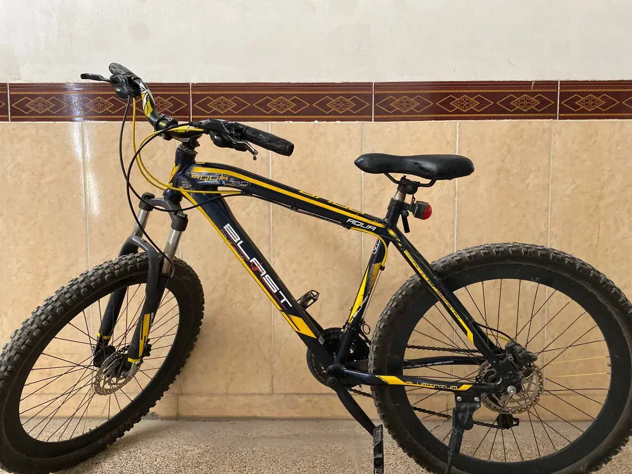 دوچرخه ی ۲۶مارکِ بِلَست|دوچرخه، اسکیت، اسکوتر|کرمانشاه, |دیوار