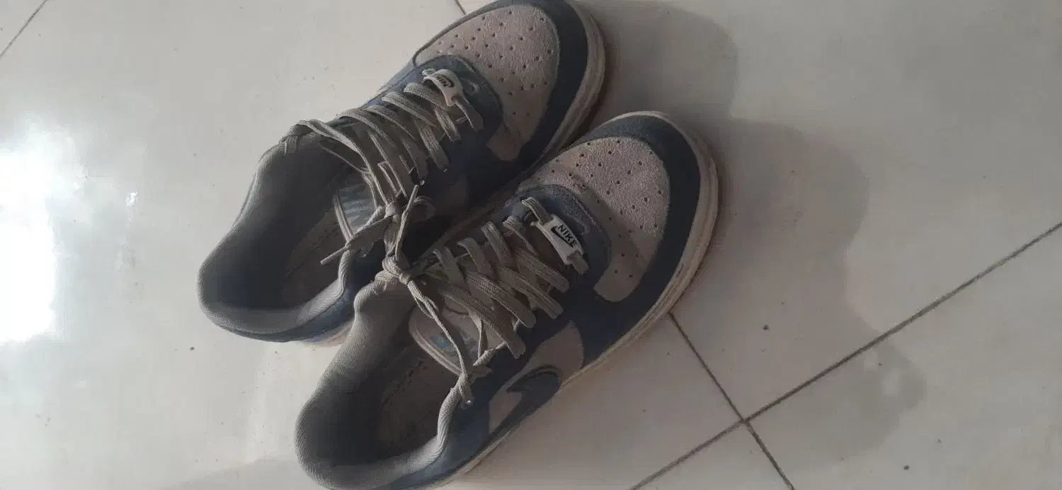 کفش|کیف، کفش، کمربند|رباطکریم, رباطکریم|دیوار