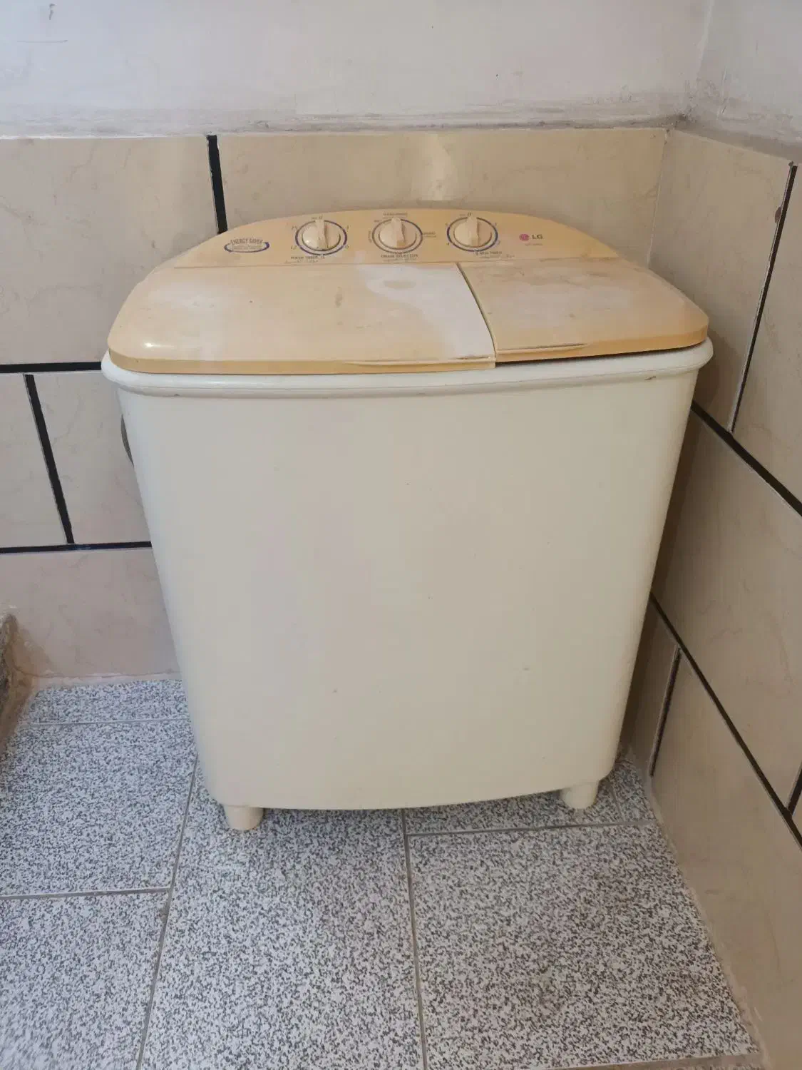 لباسشویی ۶ کیلویی LG|ماشین لباسشویی و خشک‌کن لباس|شوشتر, |دیوار