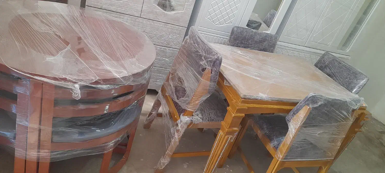 میزغذاخوری ۴ نفره  ومدل کمجا نو داخل مغازه|میز و صندلی غذاخوری|اسدآباد, |دیوار