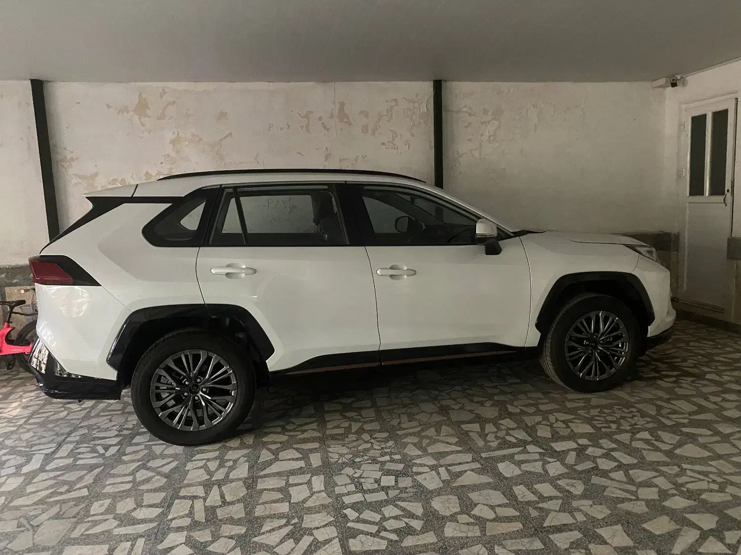 تویوتا وایلندر صفر خشک|خودرو سواری و وانت|رشت, لاکان|دیوار