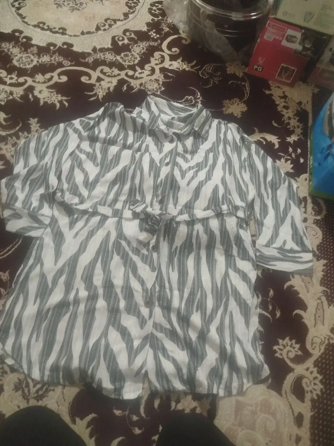 لباس زنانه|لباس|شاهین‌شهر, گزبرخوار|دیوار