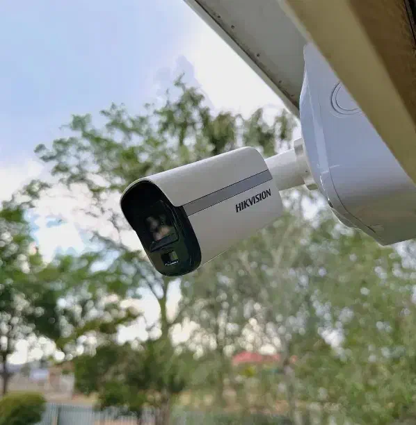 دوربین مداربسته + سیستمهای امنیتی حرفهای + نصب|دوربین مداربسته|یزد, |دیوار