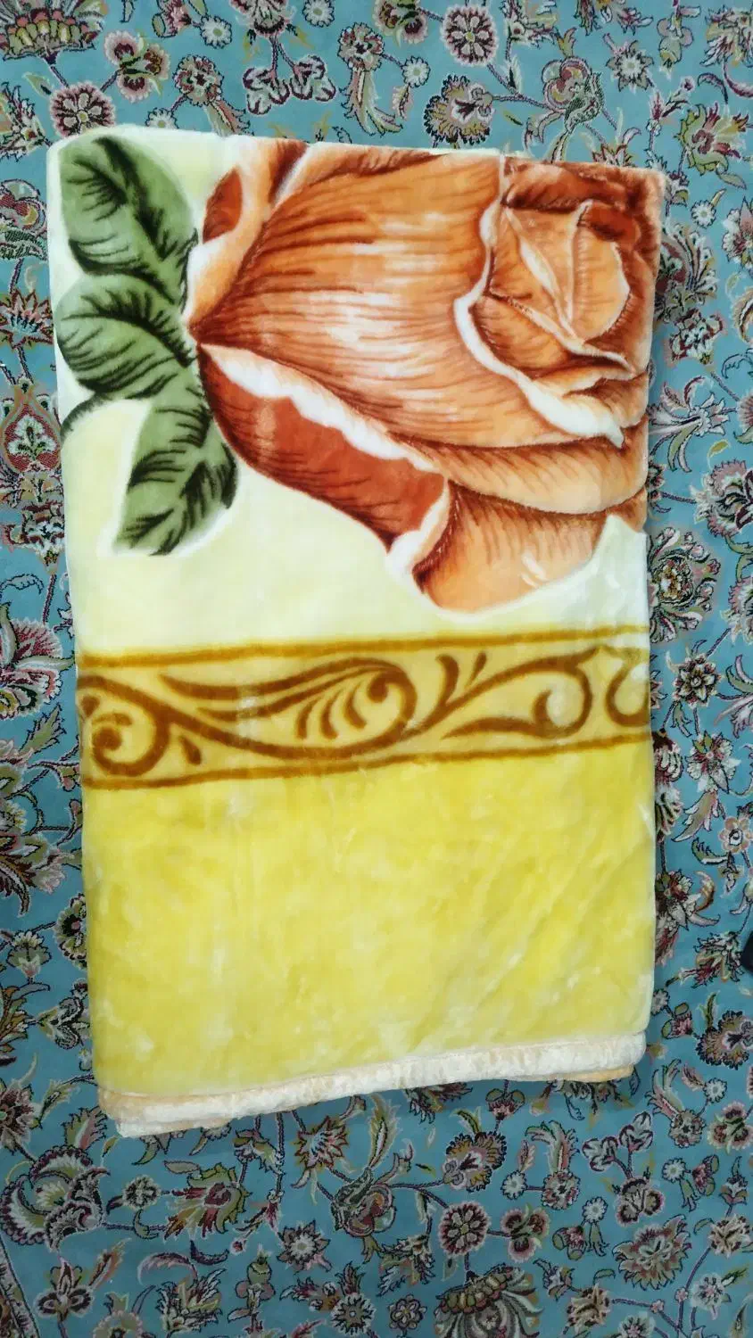 پتو خارجی دو لایه گل برجسته مارک Guldan|رختخواب، بالش، پتو|مشهد, سید رضی|دیوار