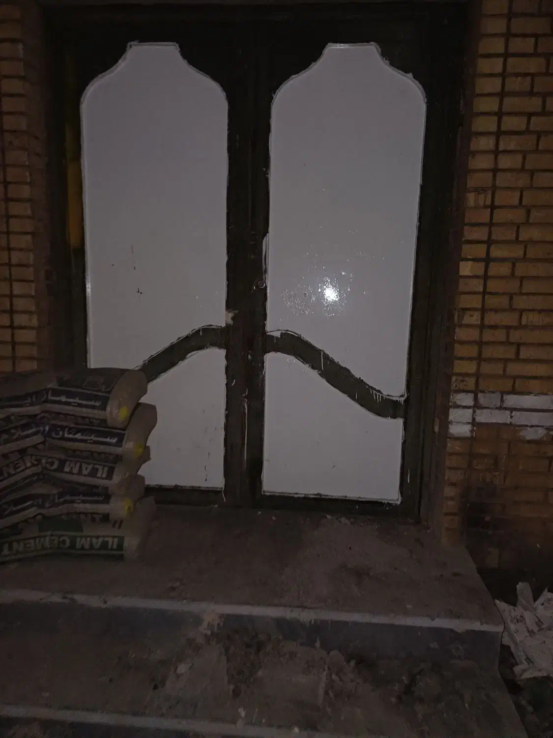 درب ۲ لنگه قدیمی|مصالح و تجهیزات ساختمان|سیوان, |دیوار