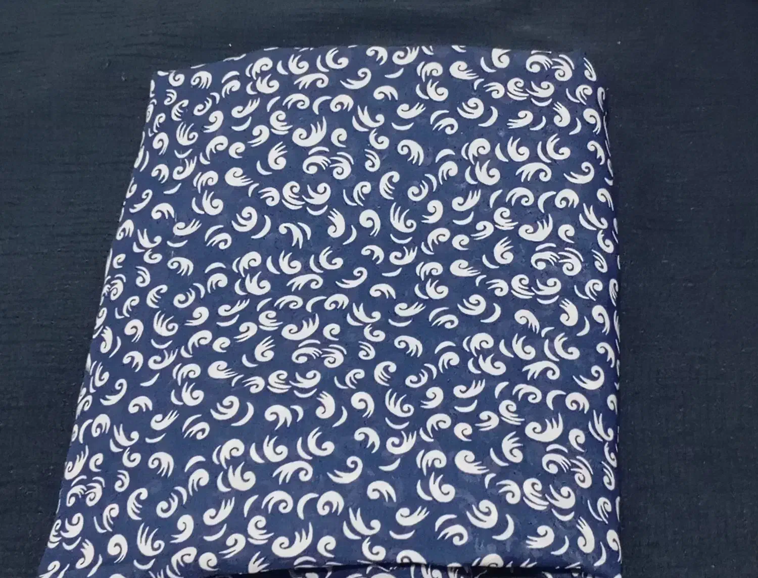 چادرمجلسی|لباس|اصفهان, بوزان|دیوار