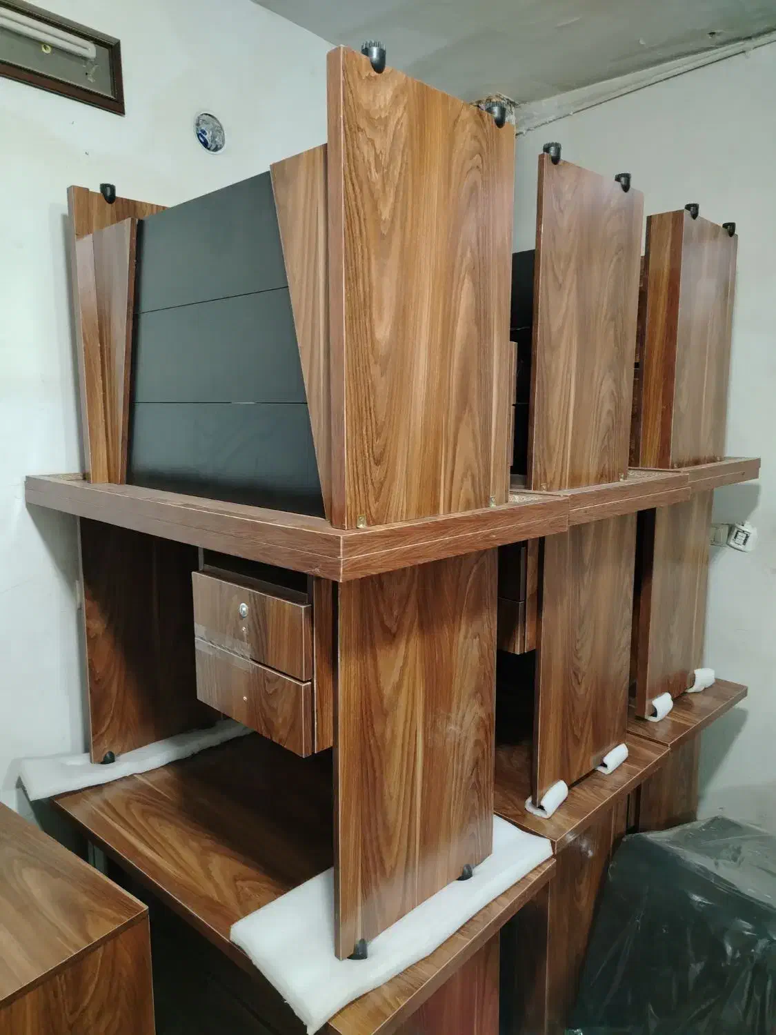 میز اداری 2 کشو 120 در 60 و 90 در 60|دفتر کار|قدس, شهر‌قدس|دیوار