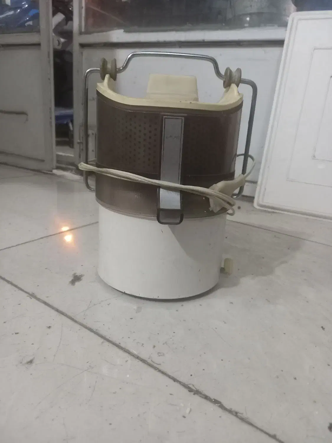 فروش اب میوه گیری کاملا سالم|آبمیوهگیر و آبمرکباتگیر|اراک, |دیوار