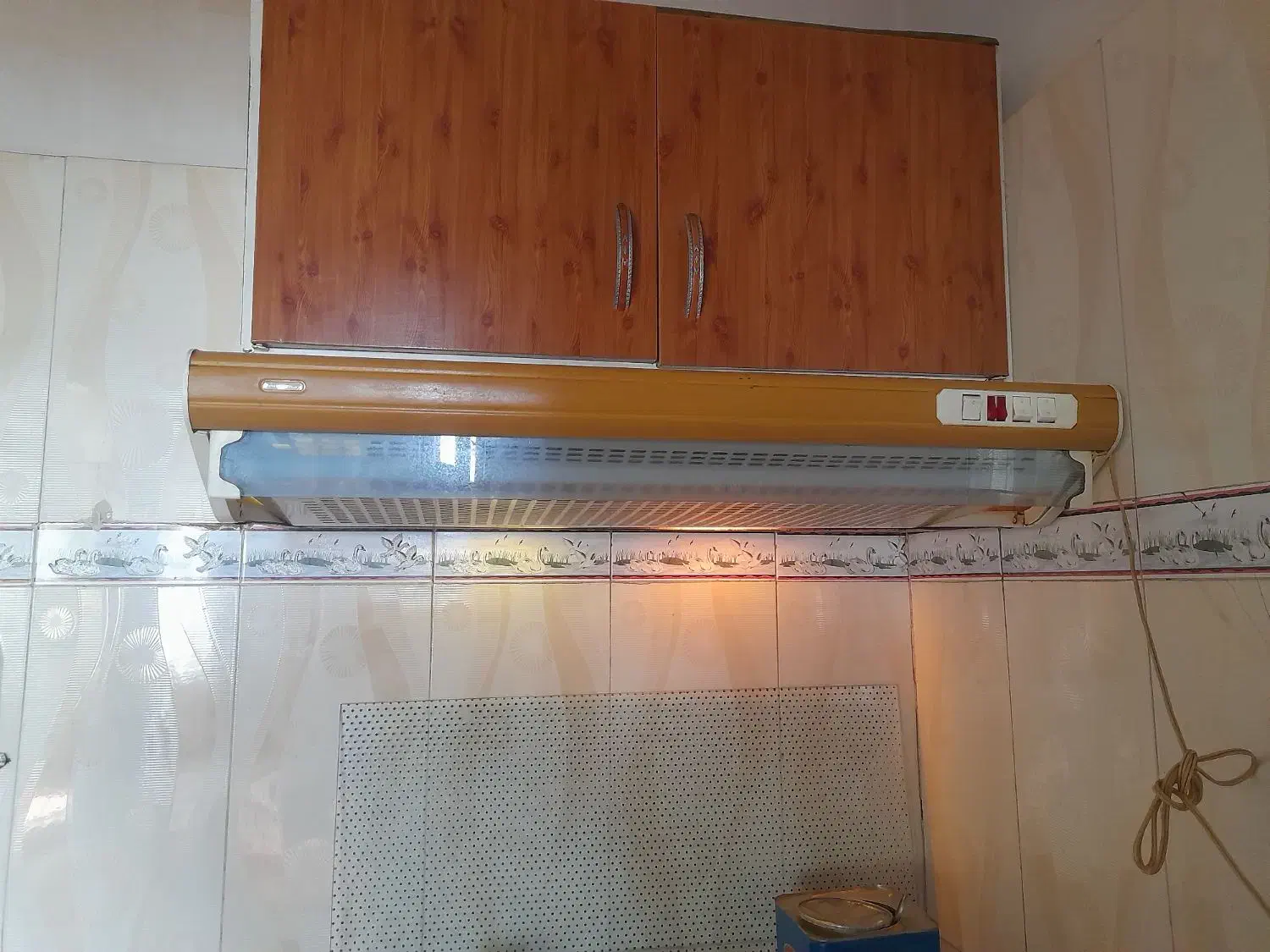 کابینت فلزی همراه با هود|مصالح و تجهیزات ساختمان|هیر, |دیوار