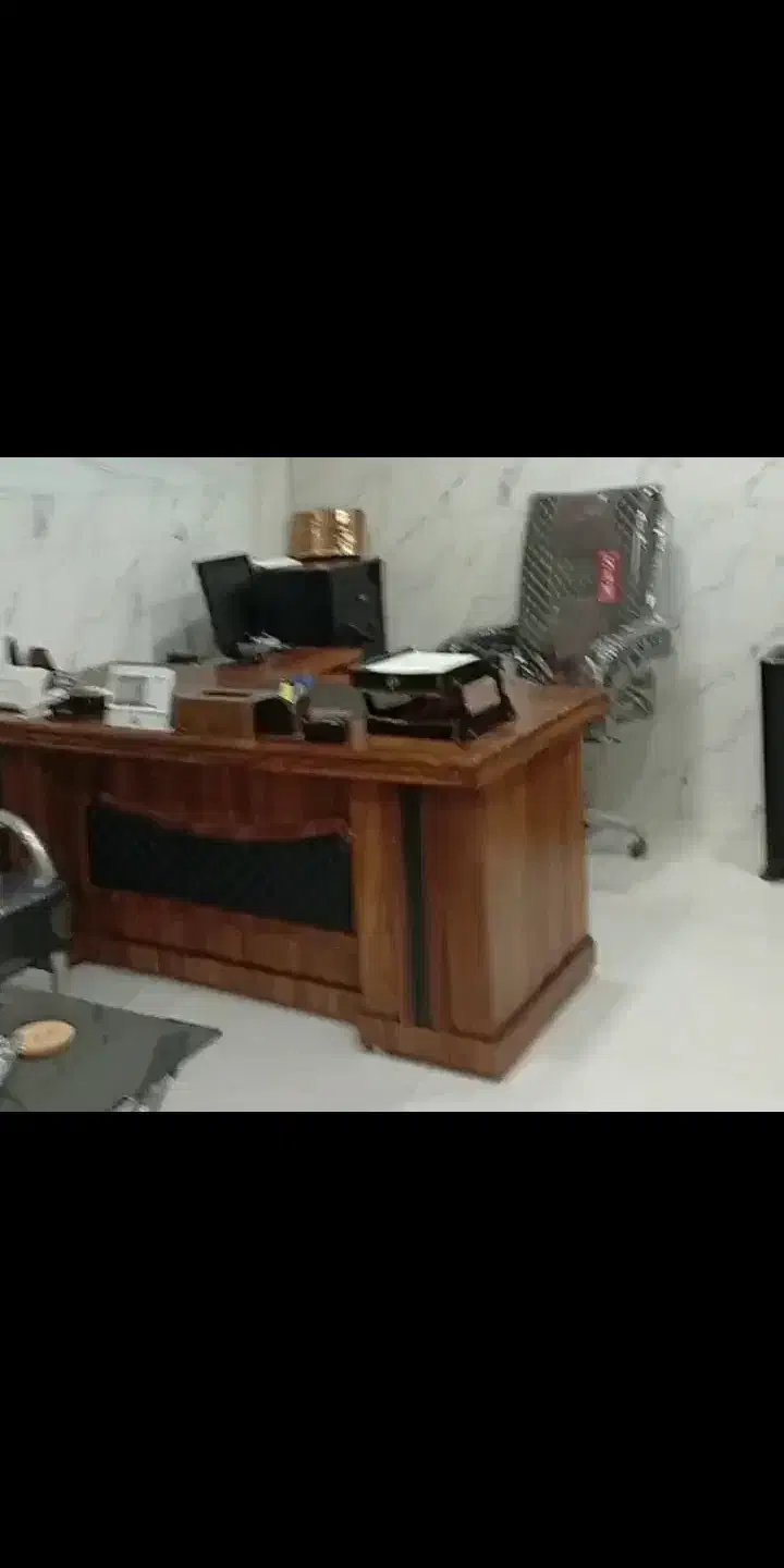 میز و صندلی اداری|مبلمان اداری|ارومیه, |دیوار