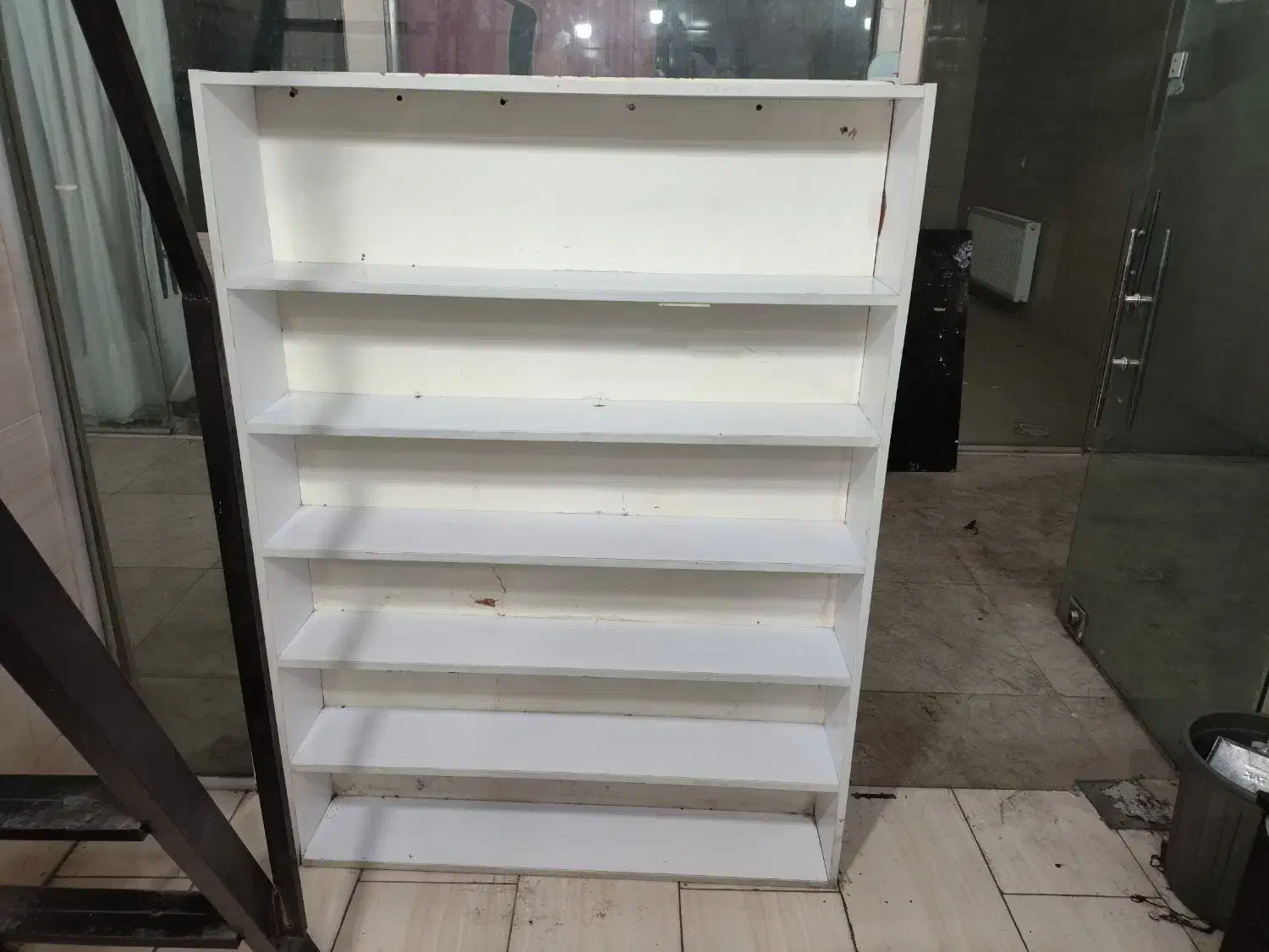 ویترین ام دی اف|کتابخانه، شلف، قفسه‌های دیواری|اندیشه, اندیشه فاز ۱|دیوار