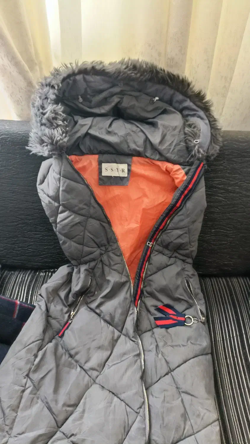 تعدادی لباس زمستانه قیمت مناسب|لباس|شیراز, شهرک والفجر|دیوار